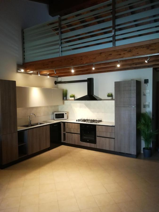 Casa Lorena Desenzano del Garda Exteriör bild