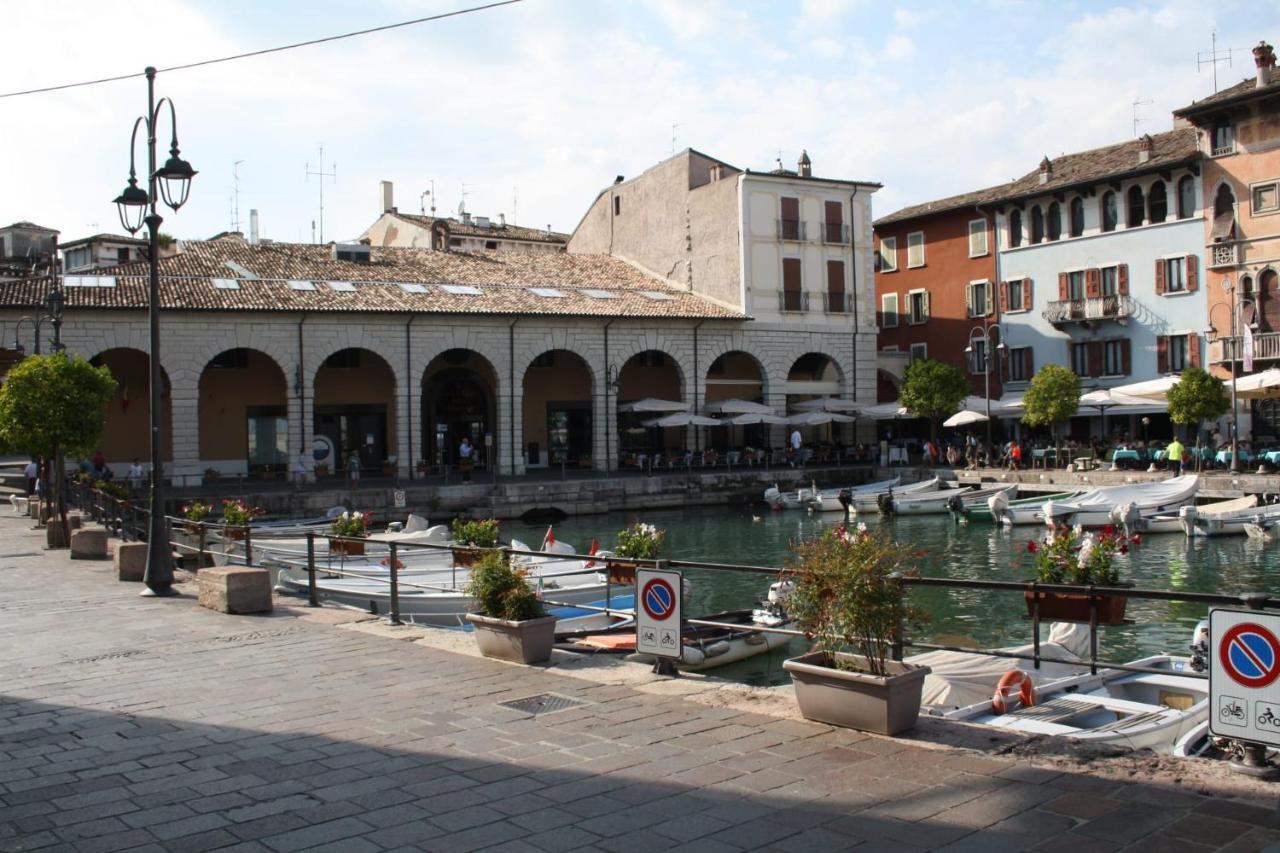 Casa Lorena Desenzano del Garda Exteriör bild